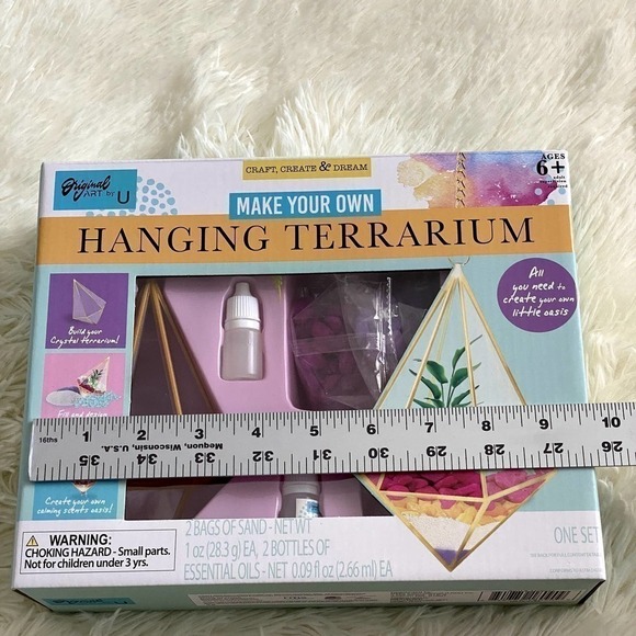 Make Your Own Hanging Terrarium - Picture 4 of 6